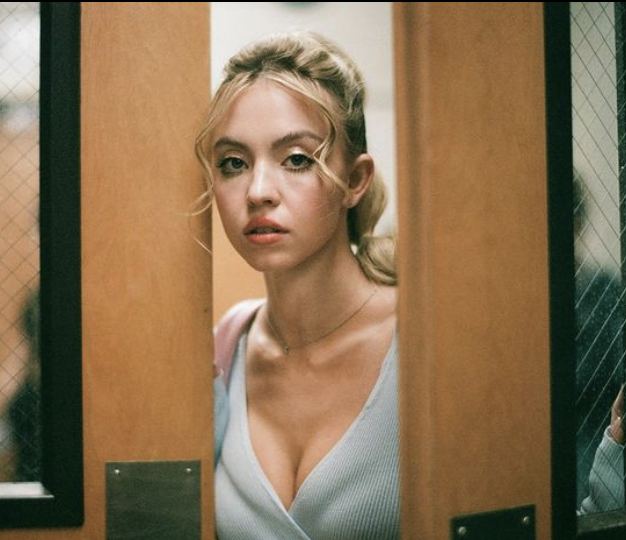 Звезда &laquo;Эйфории&raquo; попросила режиссера сериала убрать ее интимные сцены 