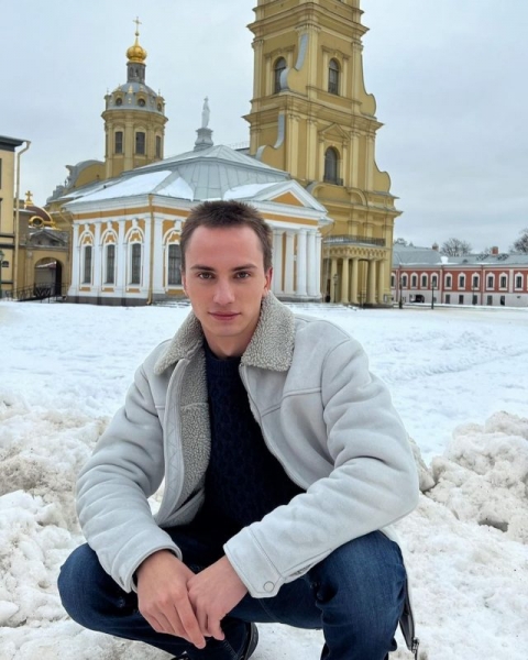 Алена Шишкова встречается с 17-летним политиком