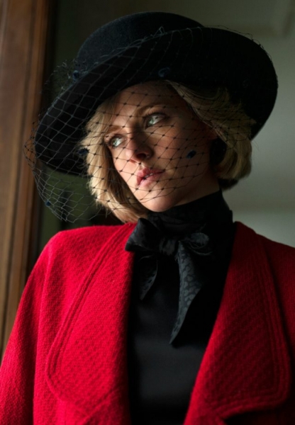 Авторов фильма «Спенсер» и Кристен Стюарт обвини в романтизации булимии. И вот почему