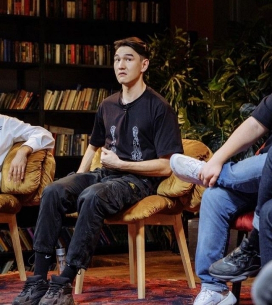 «Happy End», «ЧБД», «Вампиры средней полосы» и другие победители IV церемонии вручения национальной премии в области веб-индустрии