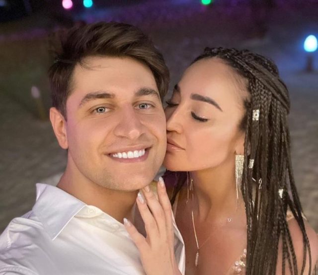 «Перестаю смотреть страницу бывшего. Мне все равно»: Ольга Бузова рассказала о расставании с Давой