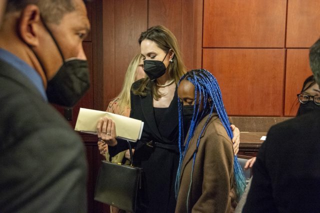 Поддерживает своих детей во всем: еще одно доказательство, что Анджелина Джоли идеальная мама