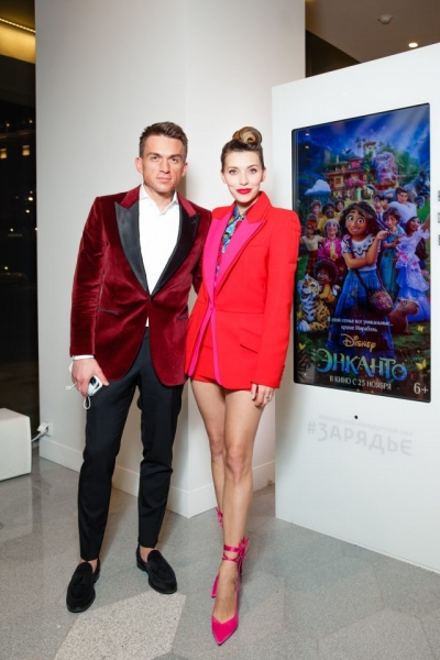 Регину Тодоренко поздравляют с беременностью: телеведущая спровоцировала новые слухи 