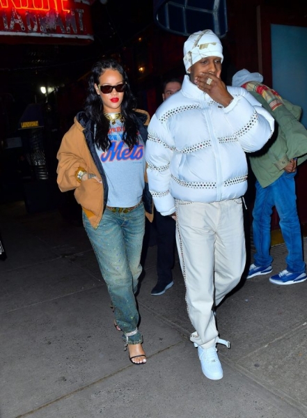 В этот раз акцент на макияж: новый выход беременной Рианны и A$AP Rocky 