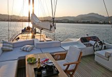 Преимущества отдыха на яхте