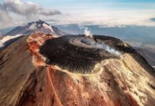 Авачинский вулкан на Камчатке: как добраться и покорить вершину