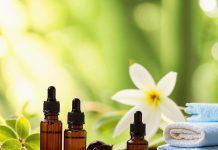 Женское здоровье и ароматерапия: эфирные масла при ПМС, менопаузе и гормональном дисбалансе