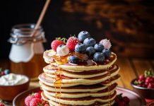 Как приготовить блины на молоке?