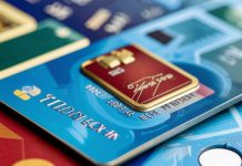 Как оформить дебетовую карту?