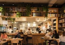 Поминальное кафе: организация, особенности и значение