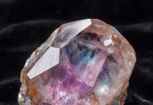 Как правильно оценивать цвет и чистоту самоцвета, чтобы не переплатить за жесткое облагораживание