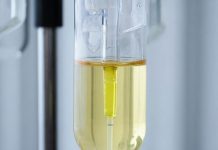 Почему вывод из запоя лучше проводить в стационаре