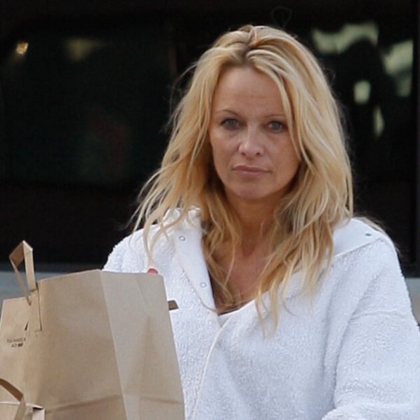 Да-да, это они! Как выглядят звезды в обычной жизни без макияжа (прямо как мы)