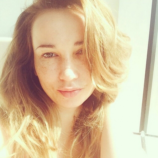 Да-да, это они! Как выглядят звезды в обычной жизни без макияжа (прямо как мы)