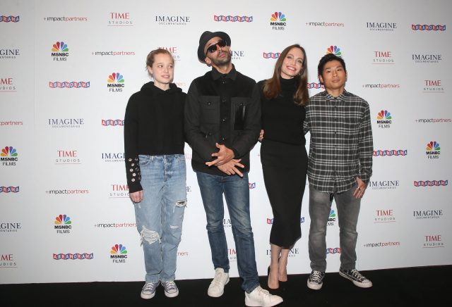 Дочь Анджелины Джоли снова переоделась в «пацанку»