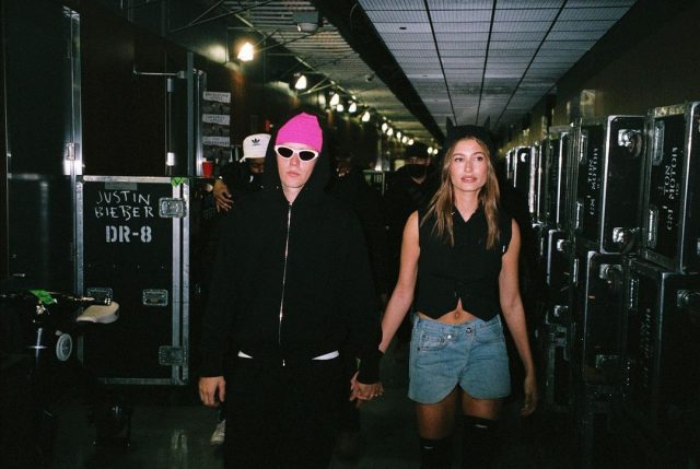 «Это был самый страшный день»: Хейли Бибер рассказала, как ее забрали в больницу с подозрением на инсульт