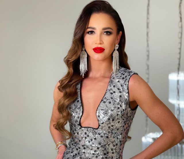 «Недавний случай меня возмутил»: Полина Гагарина о разводе, театре и планах на будущее - PEOPLETALK