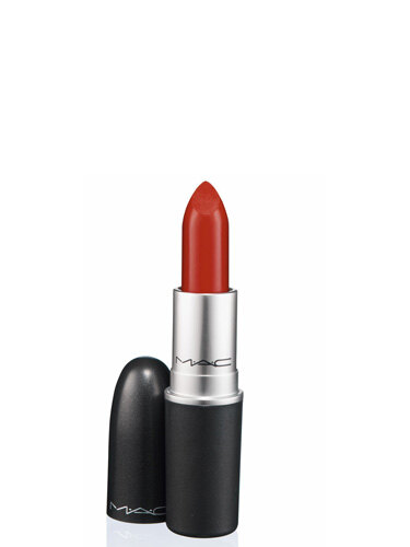 Они плохого не посоветуют: любимые помады Рианны, Кайли Дженнер и других звезд