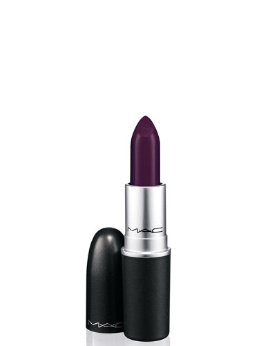 Они плохого не посоветуют: любимые помады Рианны, Кайли Дженнер и других звезд