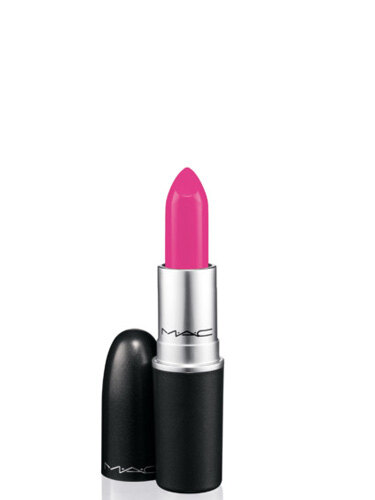 Они плохого не посоветуют: любимые помады Рианны, Кайли Дженнер и других звезд