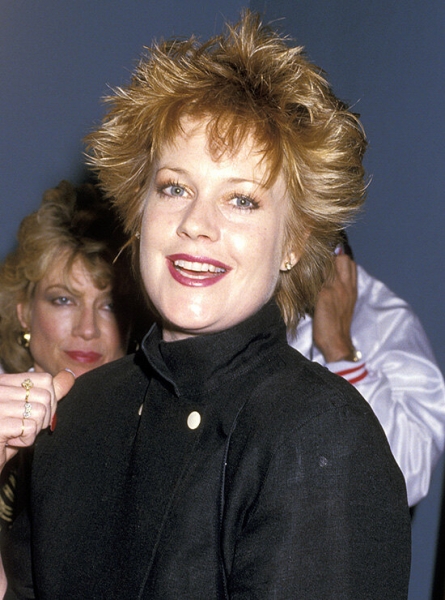 От секс-символа Голливуда до жертвы пластики: бьюти-эволюция Мелани Гриффит