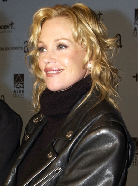 От секс-символа Голливуда до жертвы пластики: бьюти-эволюция Мелани Гриффит