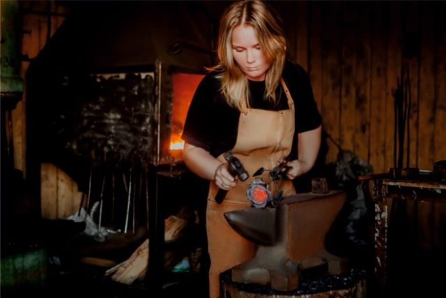 Планы на выходные: Ирина Хакамада и Ляйсан Утяшева наградят главных женщин года на ежегодной премии 