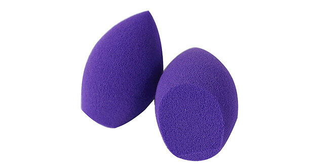 Спонж-пуля, чудо-салфетка и еще 9 необычных инструментов для макияжа