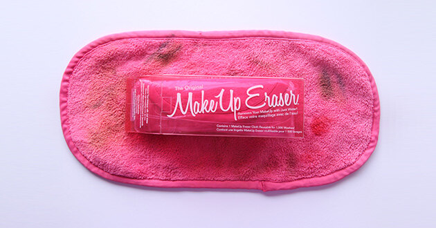 Спонж-пуля, чудо-салфетка и еще 9 необычных инструментов для макияжа