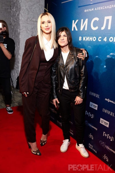 &laquo;Света научила меня работать&raquo;: Нателла Крапивина рассказала о сотрудничестве с Лободой и личной жизни 