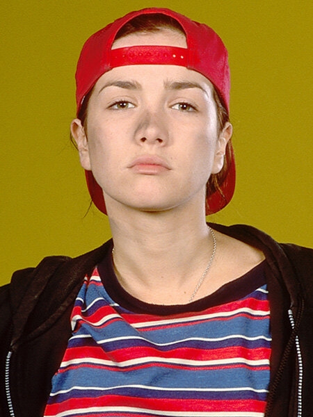 Тогда и сейчас: как сегодня выглядят секс-символы культовых сериалов 90-х