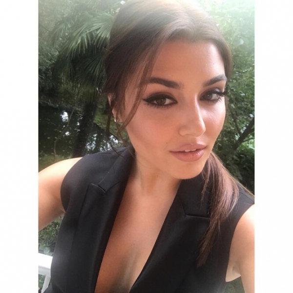 Восточные красавицы: бьюти-образы турецких актрис